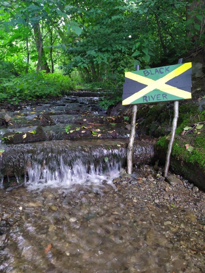 Vila Na Jamajce Šternberk Exteriér fotografie